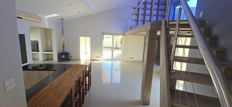 To Let 4 Bedroom Property for Rent in Steynsrust Western Cape